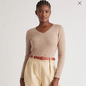 QUINCE Mongolian Cashmere V-Neck Sweater OATMEAL WOMANS XSMALL